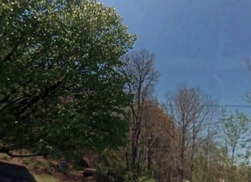 3820 Concord Pl, Roanoke, VA, 24018-3621 | Card Image