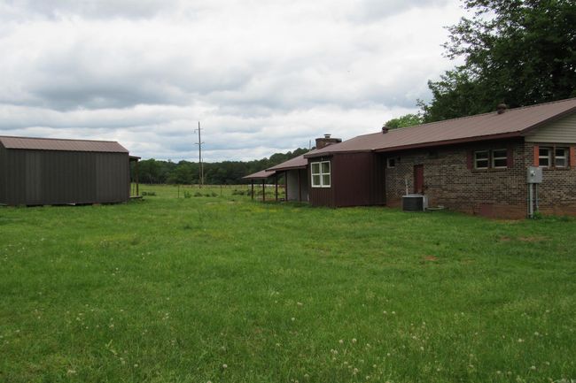1353 N 2 Nd St, House other with 2 bedrooms, 2 bathrooms and null parking in Ozark AR | Image 9