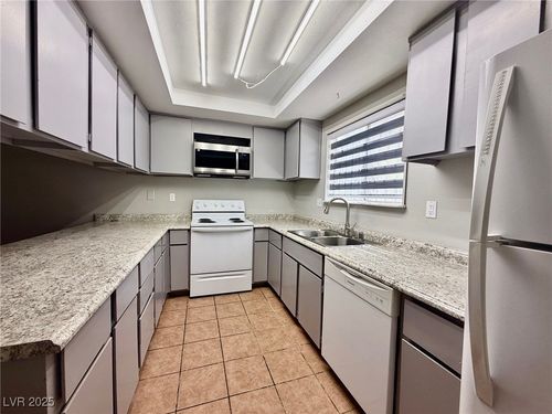 apt-c-4636 Sand Creek Ave, Las Vegas, NV, 89103-1536 | Card Image