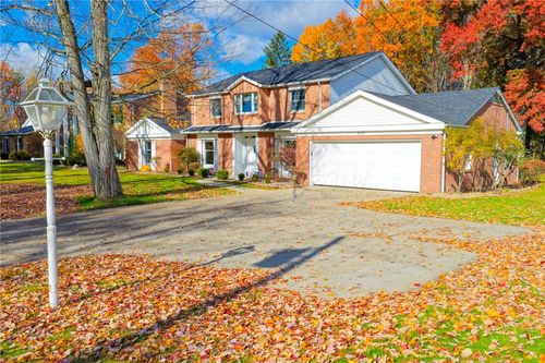 960 Forest Ln, Sharpsville, PA, 16150-1725 | Card Image