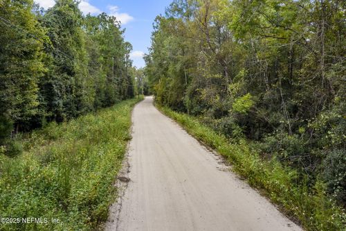 1415 Primrose Ln, Middleburg, FL, 32068-3147 | Card Image