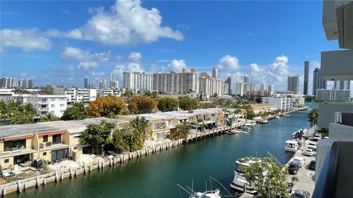 apt-602-3703 Ne 166th St, North Miami Beach, FL, 33160-3866 | Card Image