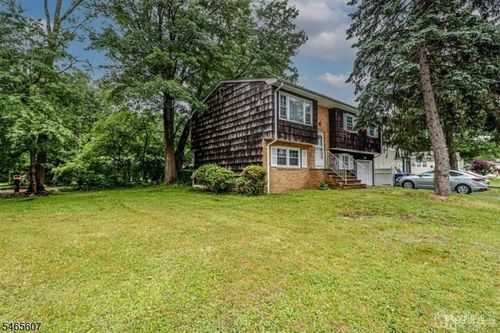 3 Sarno St, Colonia, NJ, 07067-2117 | Card Image
