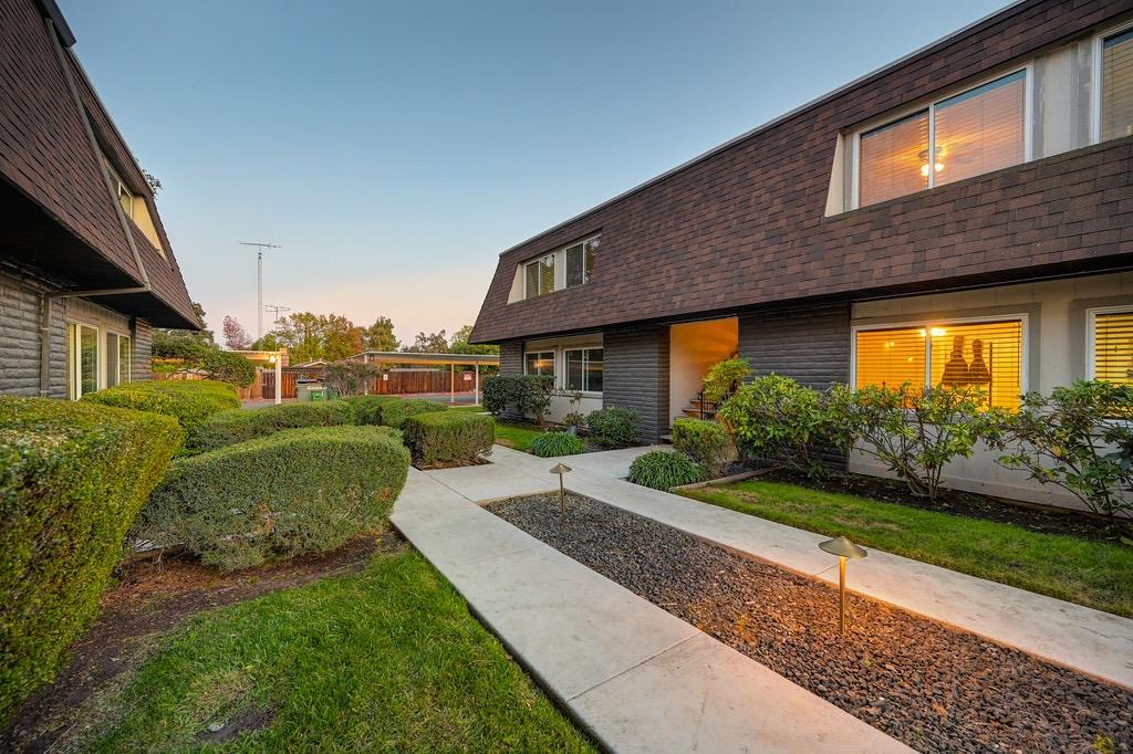 Residential Income in Sacramento 4