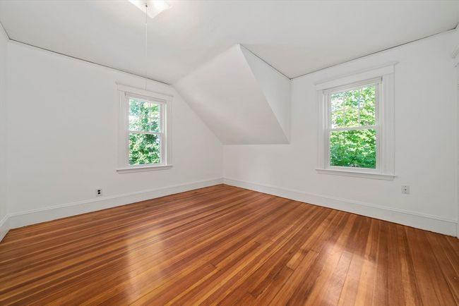 40 S Crescent Circuit, House other with 3 bedrooms, 2 bathrooms and 2 parking in Boston MA | Image 17