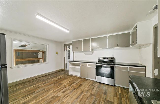 31254 Pitman Ln, House other with 5 bedrooms, 4 bathrooms and 4 parking in Parma ID | Image 32