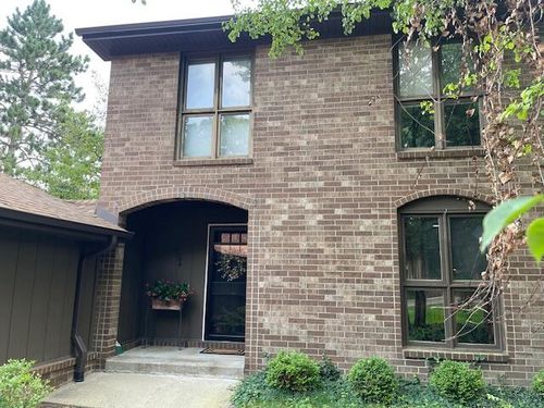 3646 Woodcliff Dr, Kalamazoo, MI, 49008-2513 | Card Image