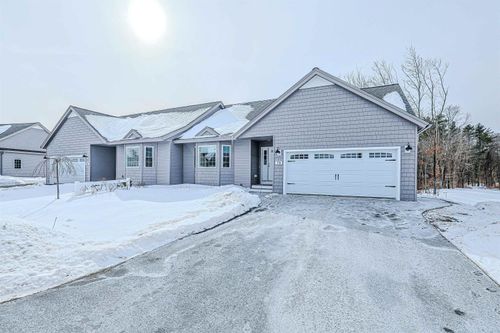 b-7 Cardinal Ln, Epping, NH, 03042 | Card Image