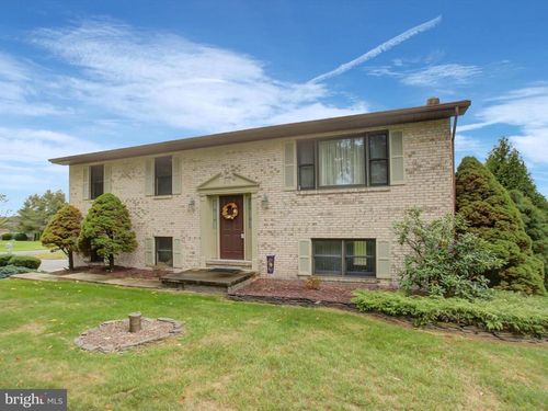 1380 Siloam Rd, CHAMBERSBURG, PA, 17201-7826 | Card Image