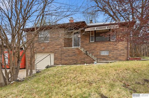 807 N 5th St, Bellevue, NE, 68005-4303 | Card Image
