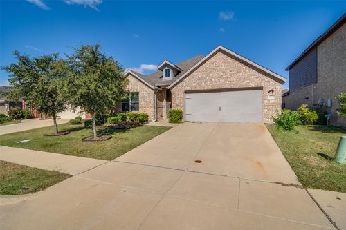 2136 Erika Ln, Forney, TX, 75126-5032 | Card Image