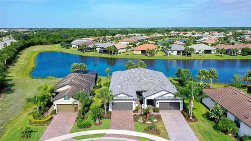 7636 Kirkland Cv, Bradenton, FL, 34202-2619 | Card Image