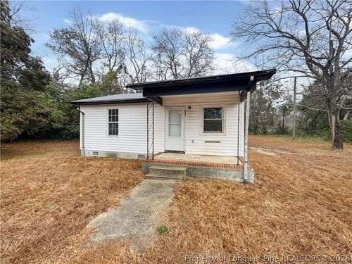 304 Tuskeegee Dr, Laurinburg, NC, 28352-3308 | Card Image