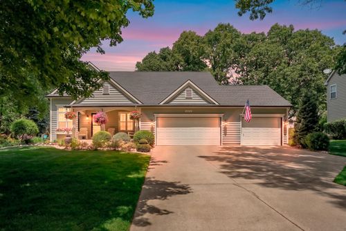 8514 Hathaway Rd, Kalamazoo, MI, 49009-4900 | Card Image