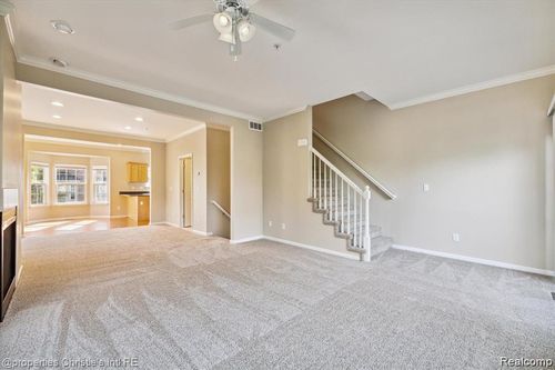 22021 Parkview Dr, Taylor, MI, 48180-6441 | Card Image