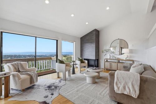 20 Trillium Ln, San Carlos, CA, 94070 | Card Image