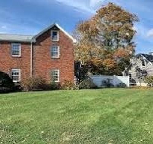 apt-1-14 Old Plain St, Marshfield, MA, 02050-2831 | Card Image
