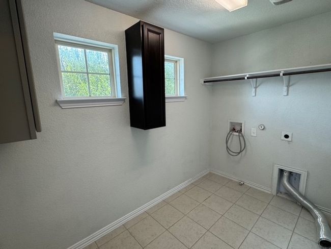 122 Sangaree Dr, House other with 4 bedrooms, 3 bathrooms and 4 parking in Buda TX | Image 22