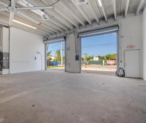 2200 Sw 58th Ave, West Park, FL, 33023-3037 | Card Image