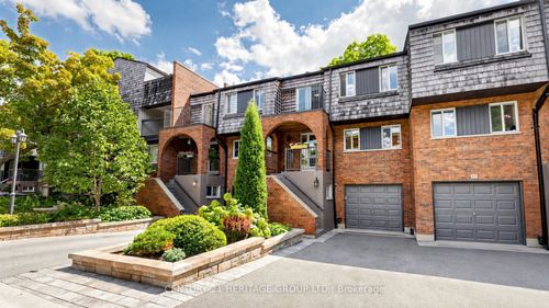 59 Cricklewood Cres, Thornhill, ON, L3T4T8 | Card Image