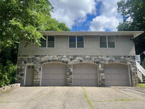 248 W Lake Blvd, Mahopac, NY, 10541-3164 | Card Image