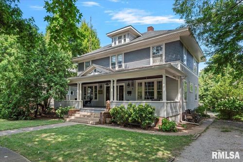 415 W Jackson St, Petersburg, IL, 62675-1527 | Card Image