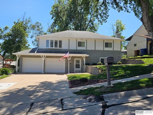 2203 Lloyd St, Bellevue, NE, 68005-2943 | Card Image
