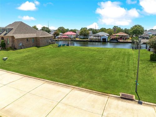 448 San Cristobal Ct, Slidell, LA, 70458-8866 | Card Image
