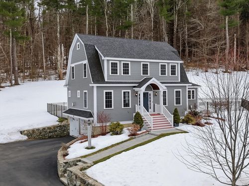 12 Locke Hill Ln, Amesbury, MA, 01913-5608 | Card Image