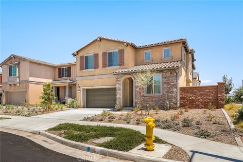 2288 Panama Dr, Corona, CA, 92883 | Card Image
