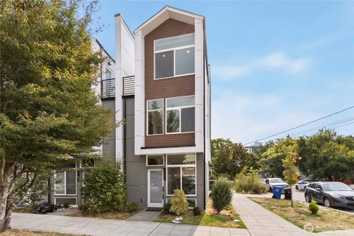 947 Nw 56th St, Seattle, WA, 98107-2846 | Card Image