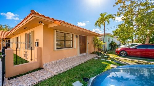 2820-2820 Sw 25th St, Miami, FL, 33133-2104 | Card Image
