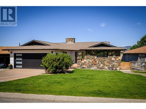 356 Gleneagles Dr, Kamloops, BC, V2E1Z4 | Card Image
