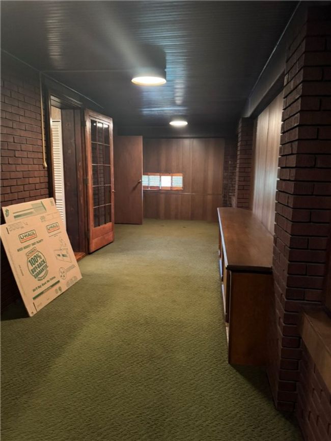 extra room | Image 7