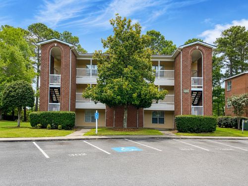 507-4243 Villas Dr, Little River, SC, 29566-8005 | Card Image