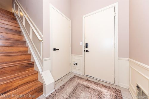 778 S Milford Rd, Milford, MI, 48381-2799 | Card Image