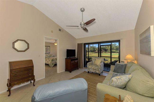 APT-5 - 927 Capri Isles Blvd, Condo with 2 bedrooms, 2 bathrooms and null parking in VENICE FL | Image 13