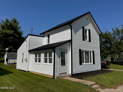 409 E Jackson St, West Unity, OH, 43570-9425 | Card Image