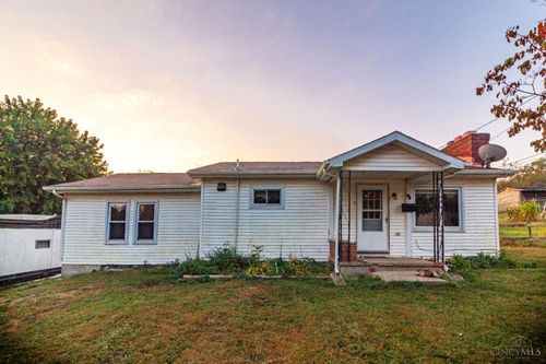 64 2nd St, Peebles, OH, 45660-1102 | Card Image