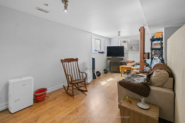 404 County Rd 29, House other with 3 bedrooms, 2 bathrooms and 10 parking in Toledo ON | Image 19