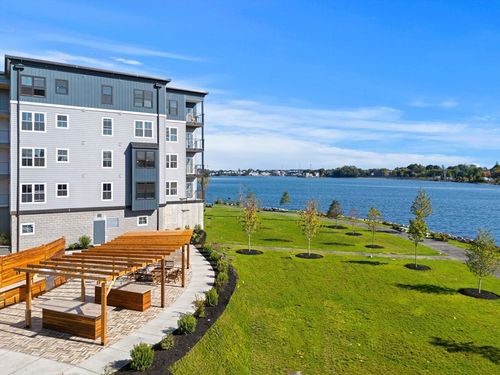 2403-16 Franklin St, Salem, MA, 01970-2504 | Card Image