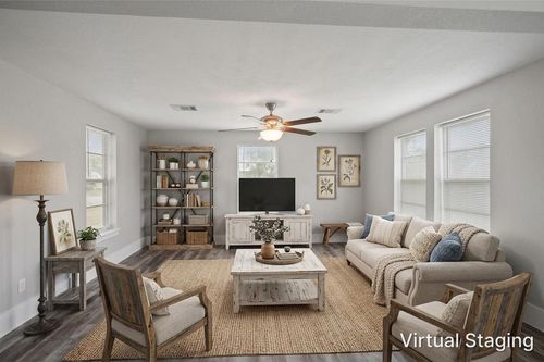 102 22nd St N, Texas City, TX, 77590-7219 | Card Image