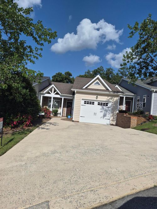 121 Hillhouse Ln, Ringgold, GA, 30736-4385 | Card Image