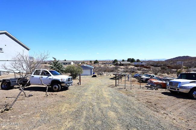 17862 E Hummingbird Ln, House other with 5 bedrooms, 3 bathrooms and null parking in Mayer AZ | Image 42