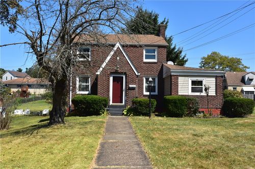 4803 Roberta Dr, West Mifflin, PA, 15122-1947 | Card Image