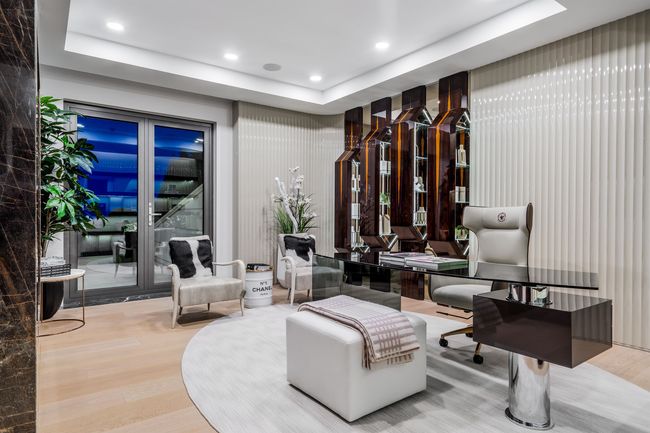 1123 Crestline Rd, House other with 6 bedrooms, 9 bathrooms and 8 parking in West Vancouver BC | Image 35