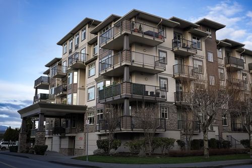 205-9060 Birch St, Chilliwack, BC, V2P4N4 | Card Image