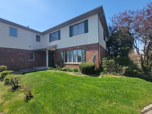 b-11020 Eagle Dr, Palos Hills, IL, 60465-3246 | Card Image