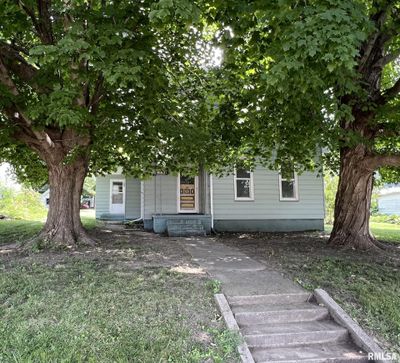 114 S Franklin Street, House other with 3 bedrooms, 2 bathrooms and null parking in Toulon IL | Image 1