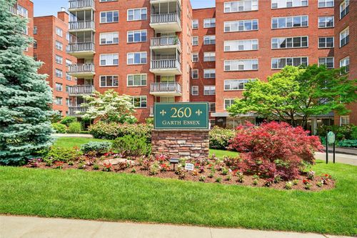 unit-7g4-260 Garth Road, Eastchester, NY, 10583 | Card Image